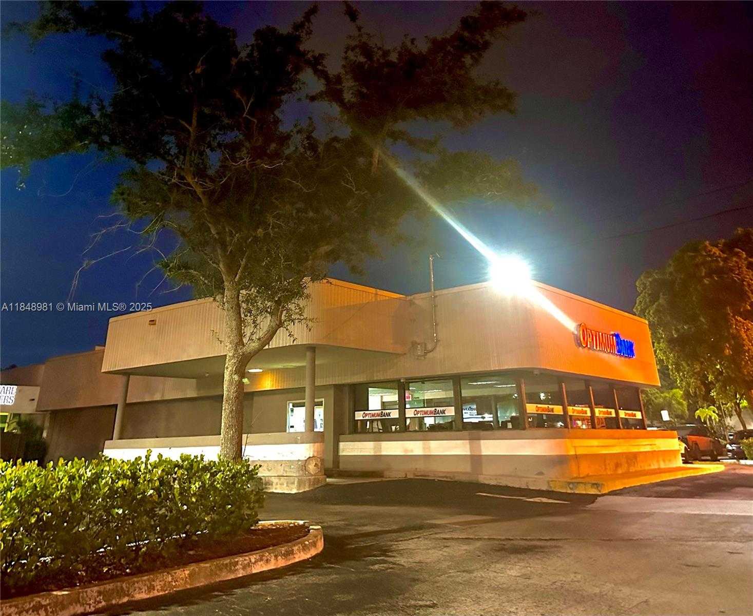 Small Image of 2215 WEST HILLSBORO BLVD, Deerfield Beach Number 2