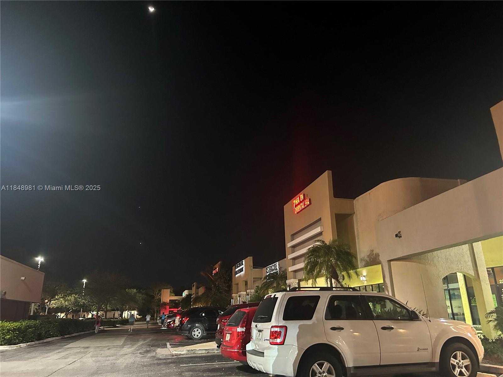 Small Image of 2215 WEST HILLSBORO BLVD, Deerfield Beach Number 4