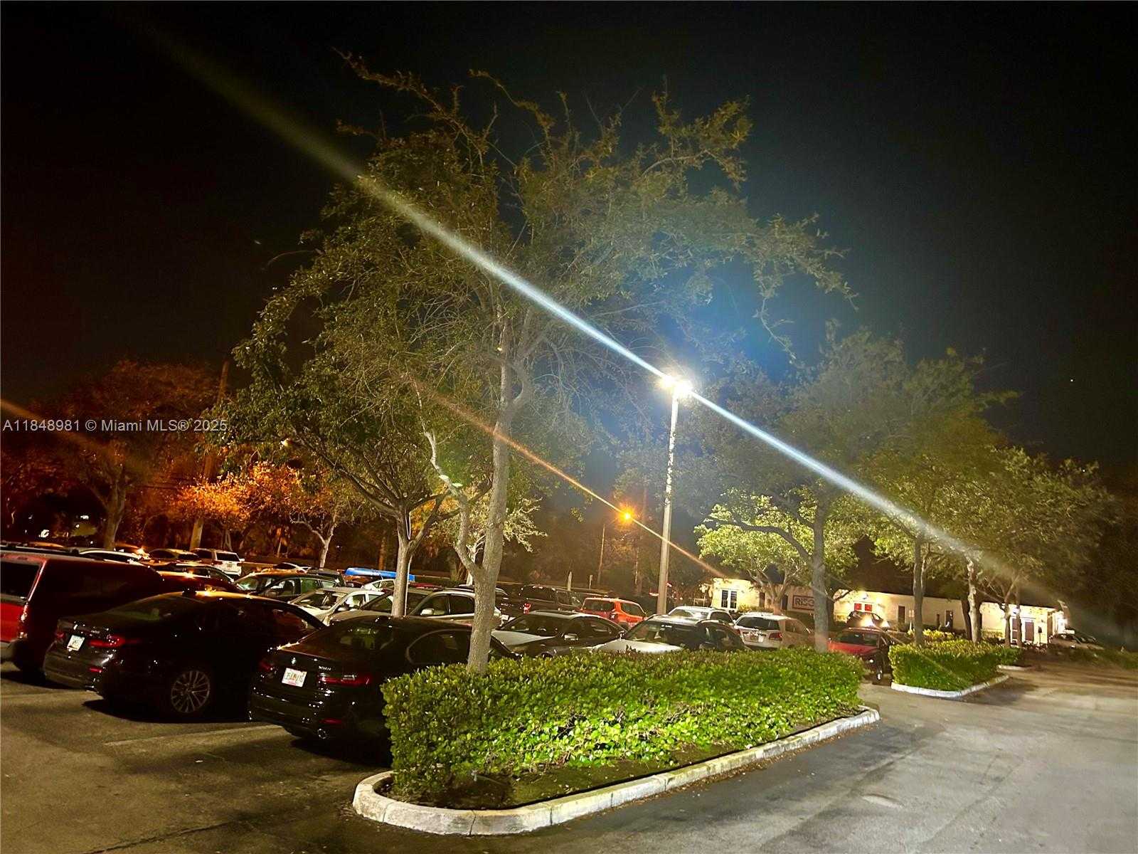 Small Image of 2215 WEST HILLSBORO BLVD, Deerfield Beach Number 7