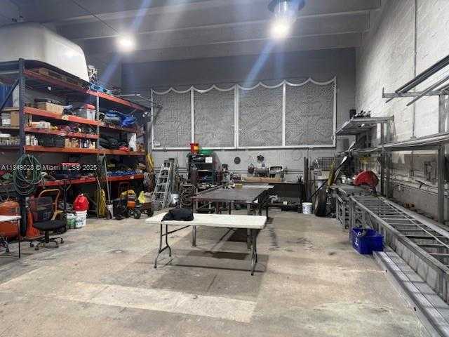 Small Image of 2109 WEST 76TH ST, Hialeah Number 5