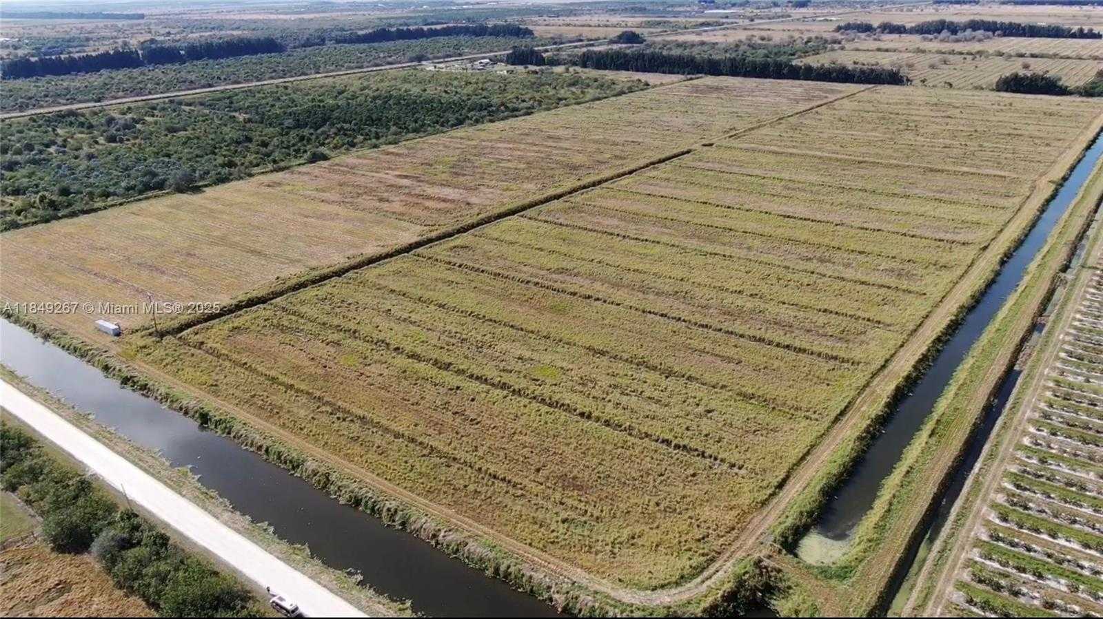Small Image of 595 NORTH HEADER CANAL ROAD, Fort Pierce Number 11