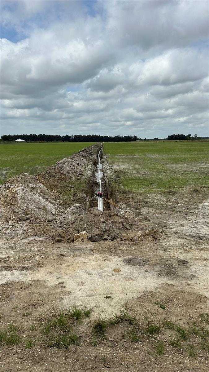 Small Image of 595 NORTH HEADER CANAL ROAD, Fort Pierce Number 16