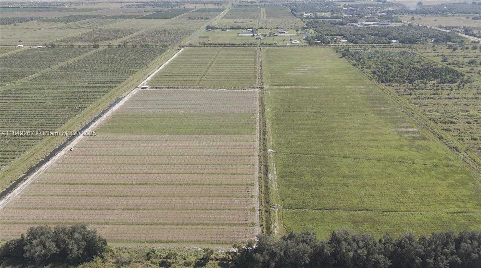 Small Image of 595 NORTH HEADER CANAL ROAD, Fort Pierce Number 23