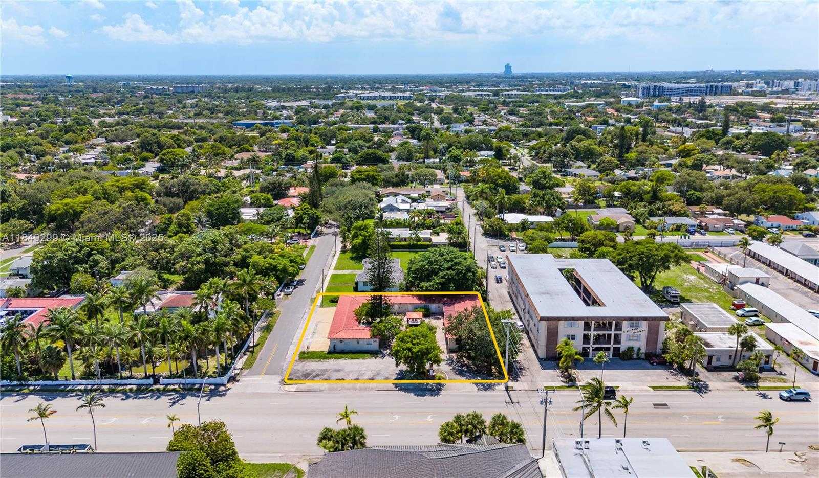 Small Image of 380 SOUTH FEDERAL HWY, Dania Beach Number 4