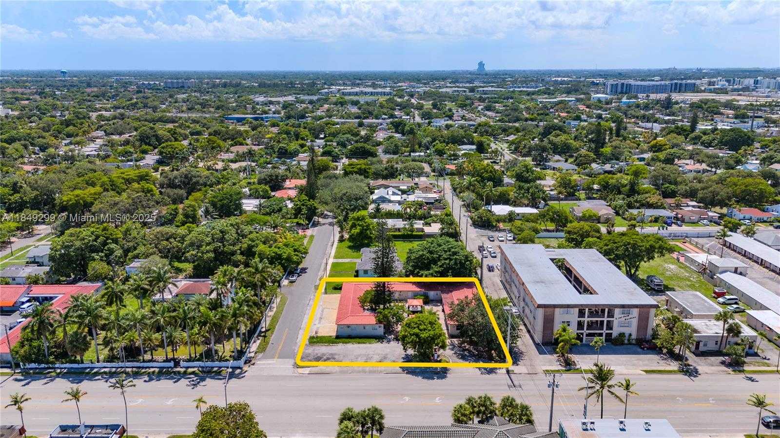 Small Image of 380 SOUTH FEDERAL HWY, Dania Beach Number 5