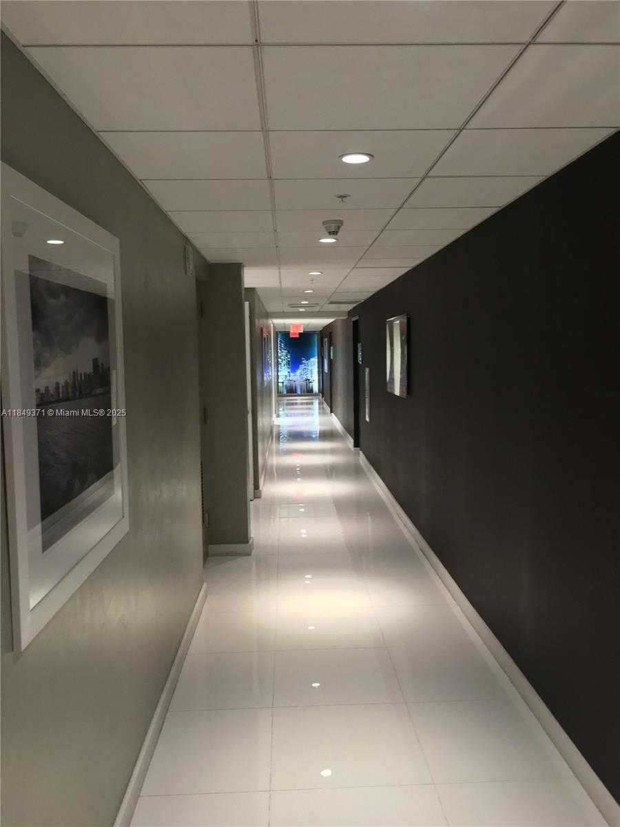 Small Image of 40 SOUTH WEST 13TH STREET #904, Miami Number 10