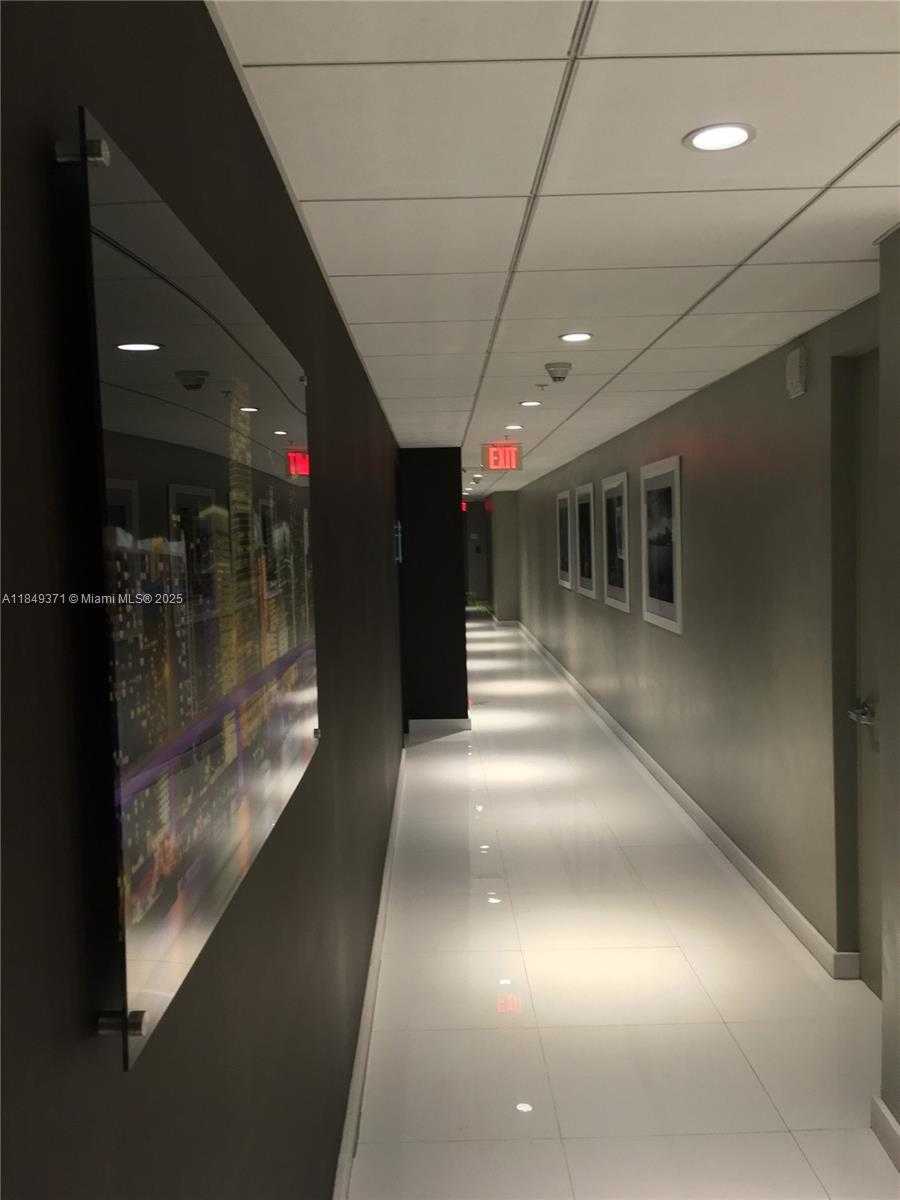 Small Image of 40 SOUTH WEST 13TH STREET #904, Miami Number 11