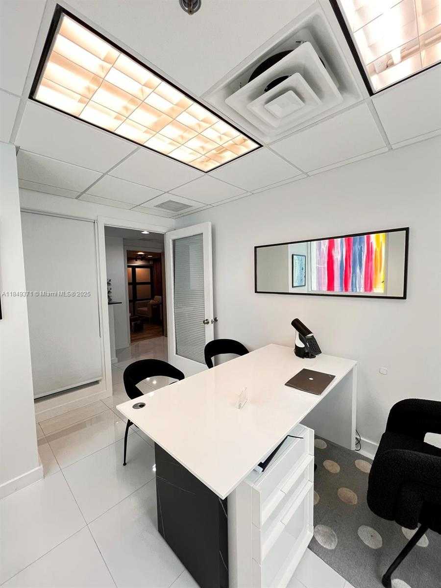 Small Image of 40 SOUTH WEST 13TH STREET #904, Miami Number 5