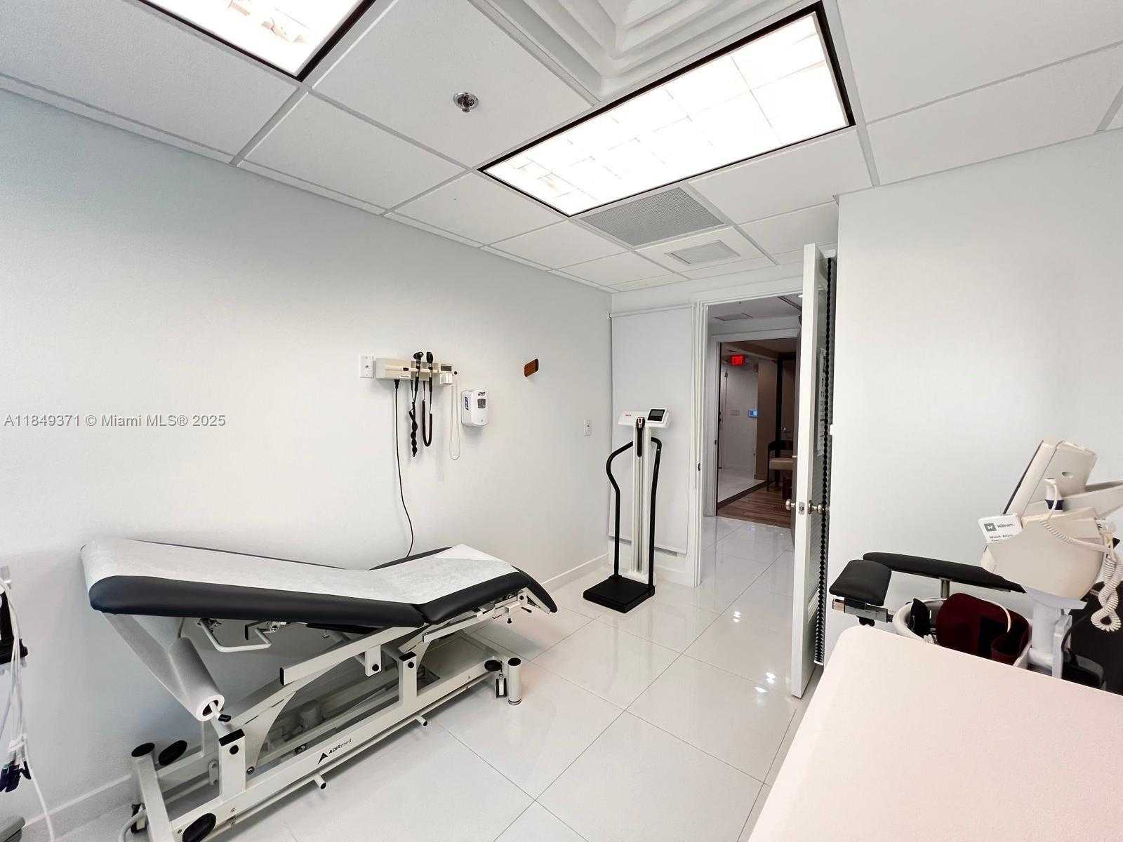 Small Image of 40 SOUTH WEST 13TH STREET #904, Miami Number 6