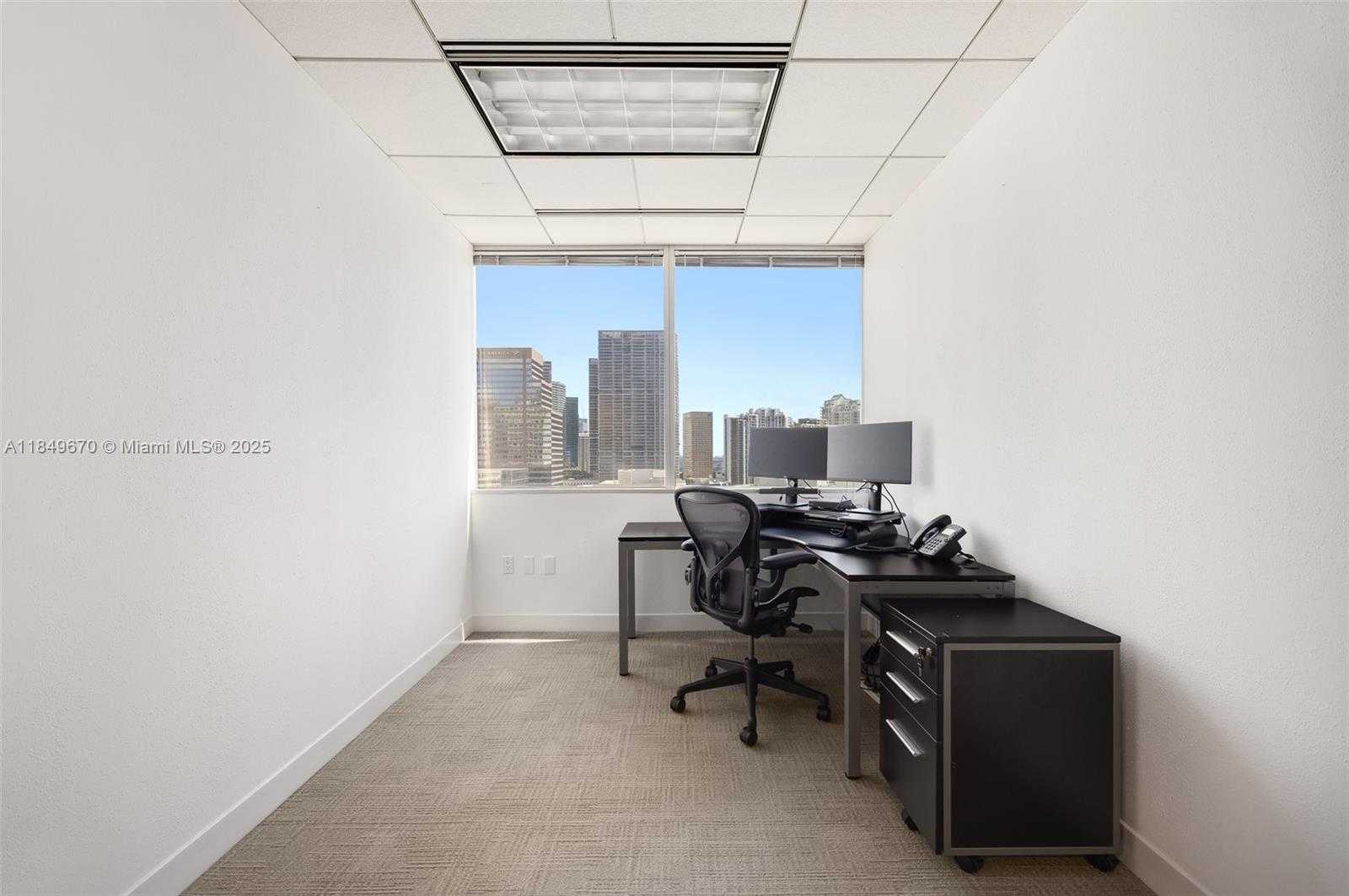 Small Image of 1001 BRICKELL BAY DR #2112, Miami Number 11
