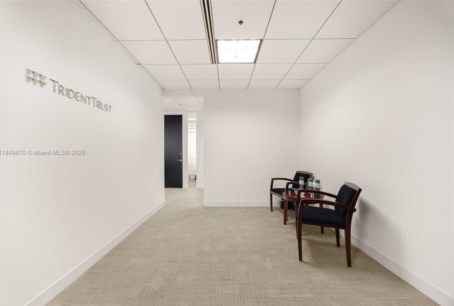Small Image of 1001 BRICKELL BAY DR #2112, Miami Number 2