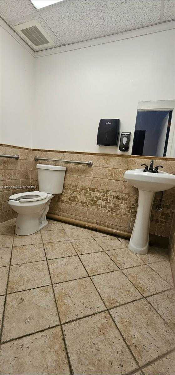 Small Image of 4570 LYONS RD #105, Coconut Creek Number 9