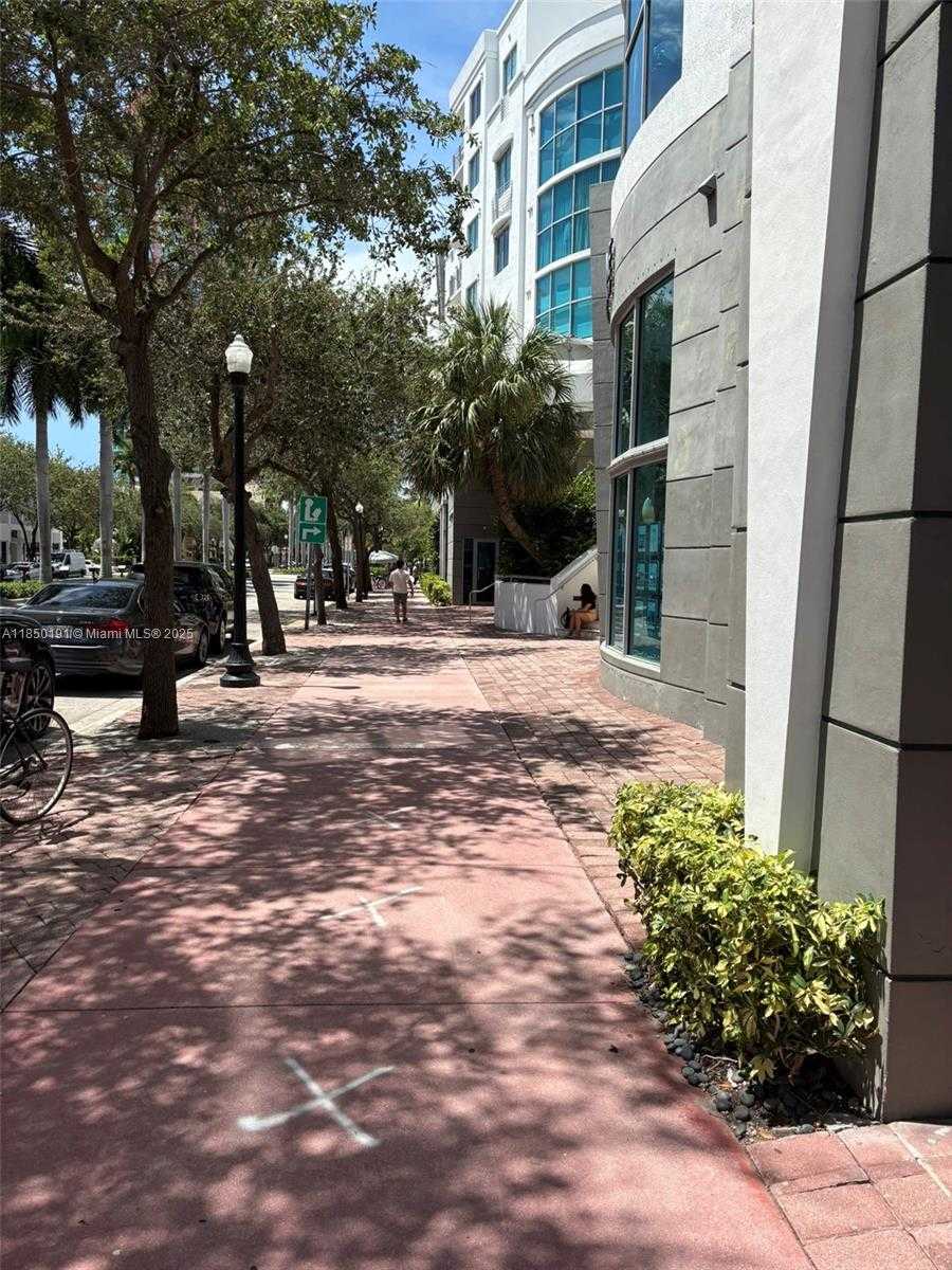 Small Image of 110 WASHINGTON AVE #CU-7, Miami Beach Number 15