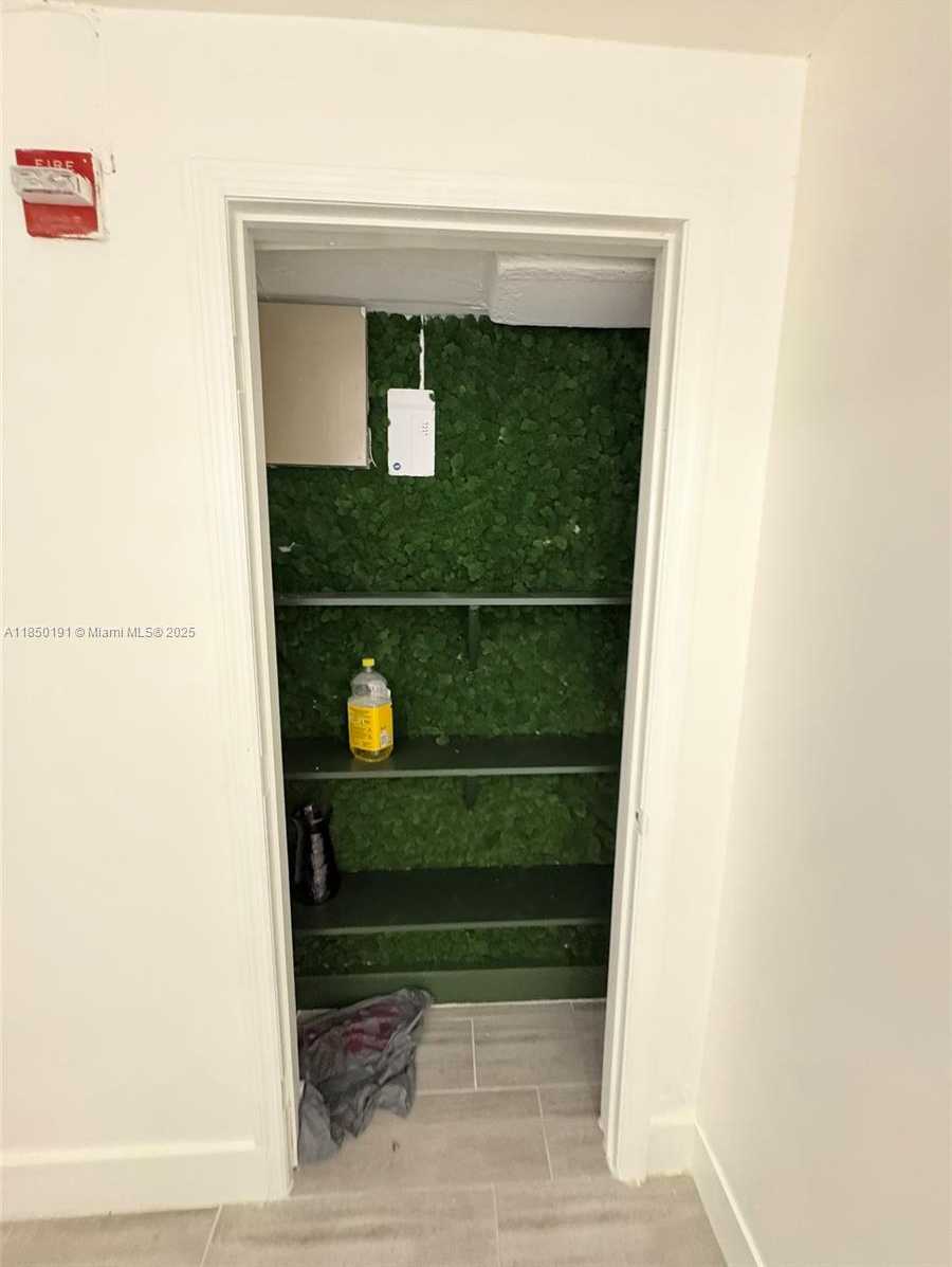 Small Image of 110 WASHINGTON AVE #CU-7, Miami Beach Number 7