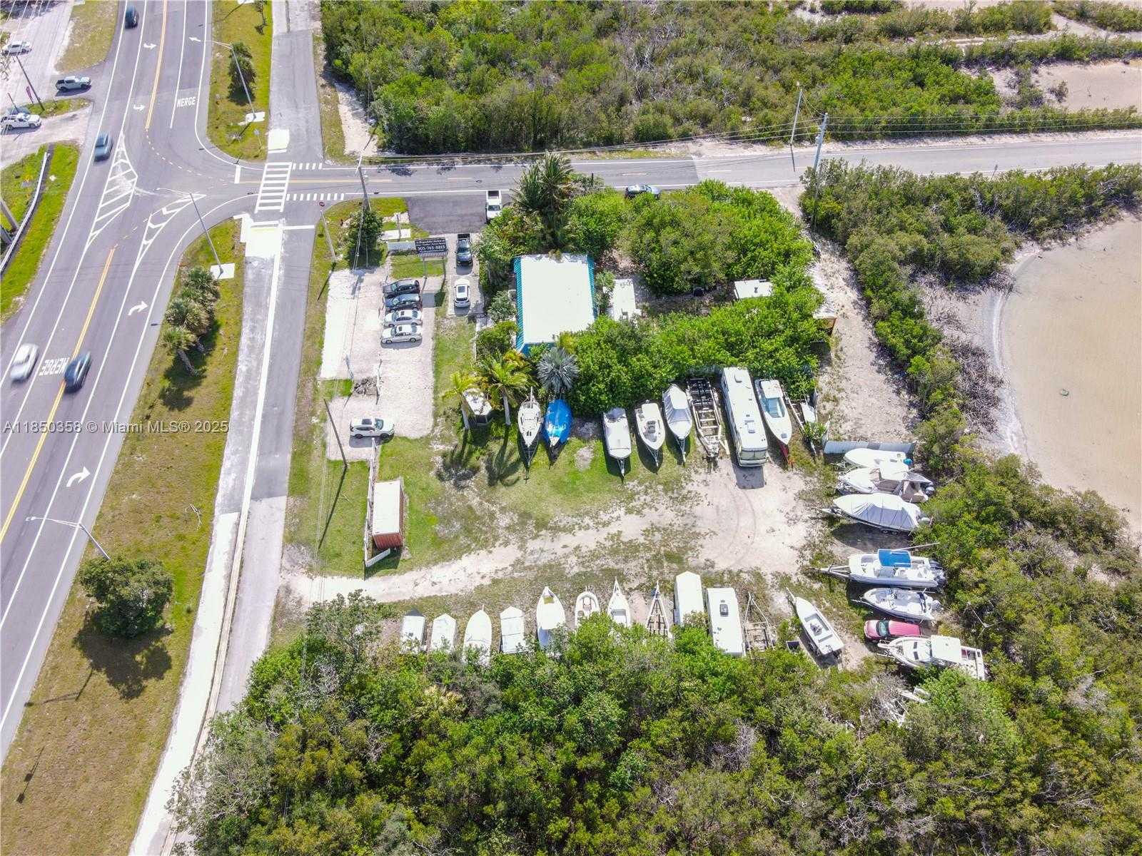 Small Image of 21423 OVERSEAS HWY, Sugarloaf Number 22