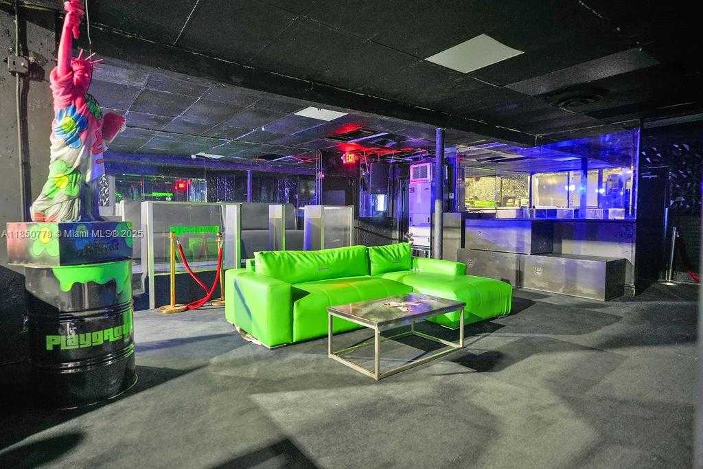 Small Image of 728 NORTH WEST 79TH ST, Miami Number 32