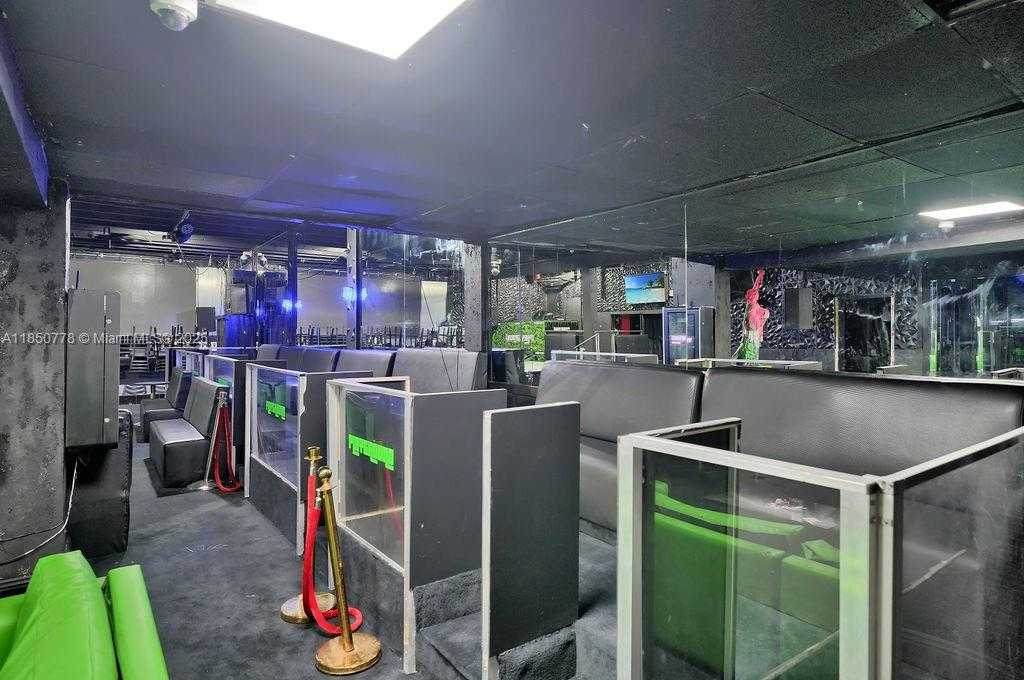 Small Image of 728 NORTH WEST 79TH ST, Miami Number 33