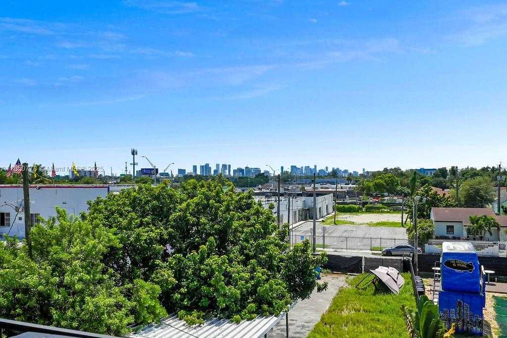 Small Image of 728 NORTH WEST 79TH ST, Miami Number 55