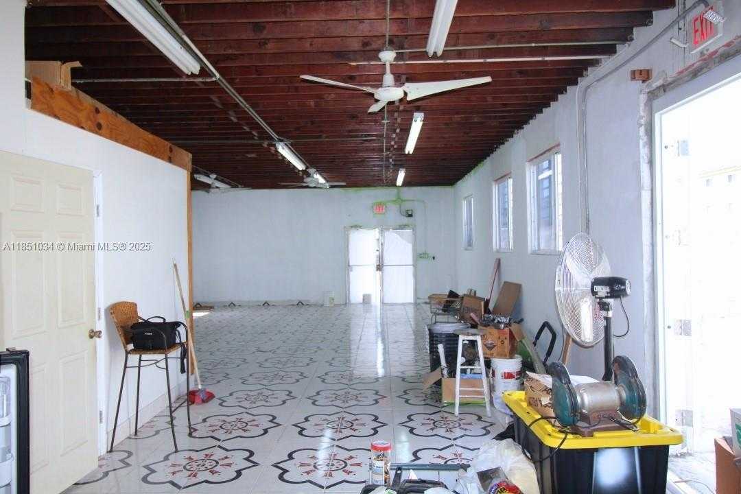 Small Image of 34 EAST 9TH ST, Hialeah Number 8