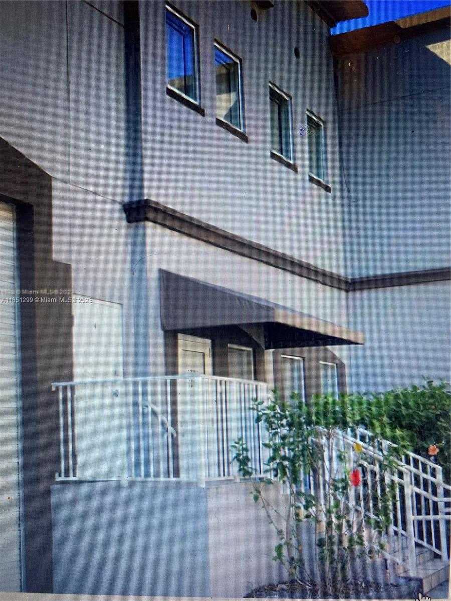 Small Image of 3705 NORTH WEST 115TH AVE #4, Doral Number 2