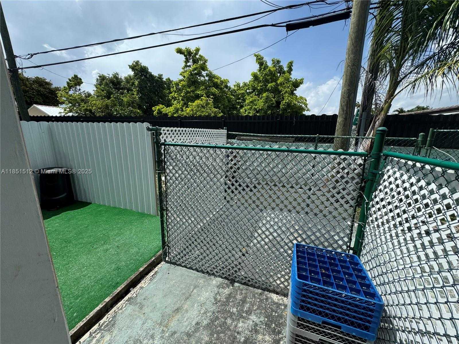 Small Image of 8235 SOUTH WEST 40TH ST #8253, Miami Number 5