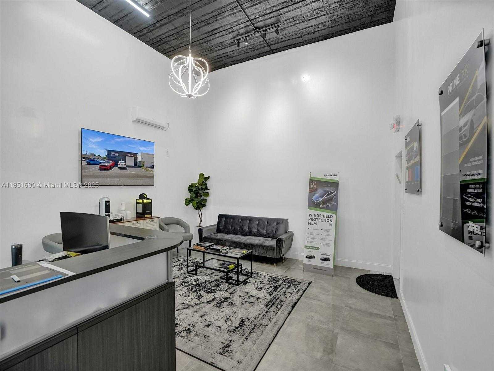 Small Image of 15 NORTH WEST 9TH AVE, Fort Lauderdale Number 56