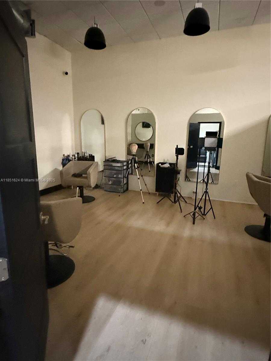 Small Image of 4960 NORTH WEST 165TH ST #B1, Miami Gardens Number 12
