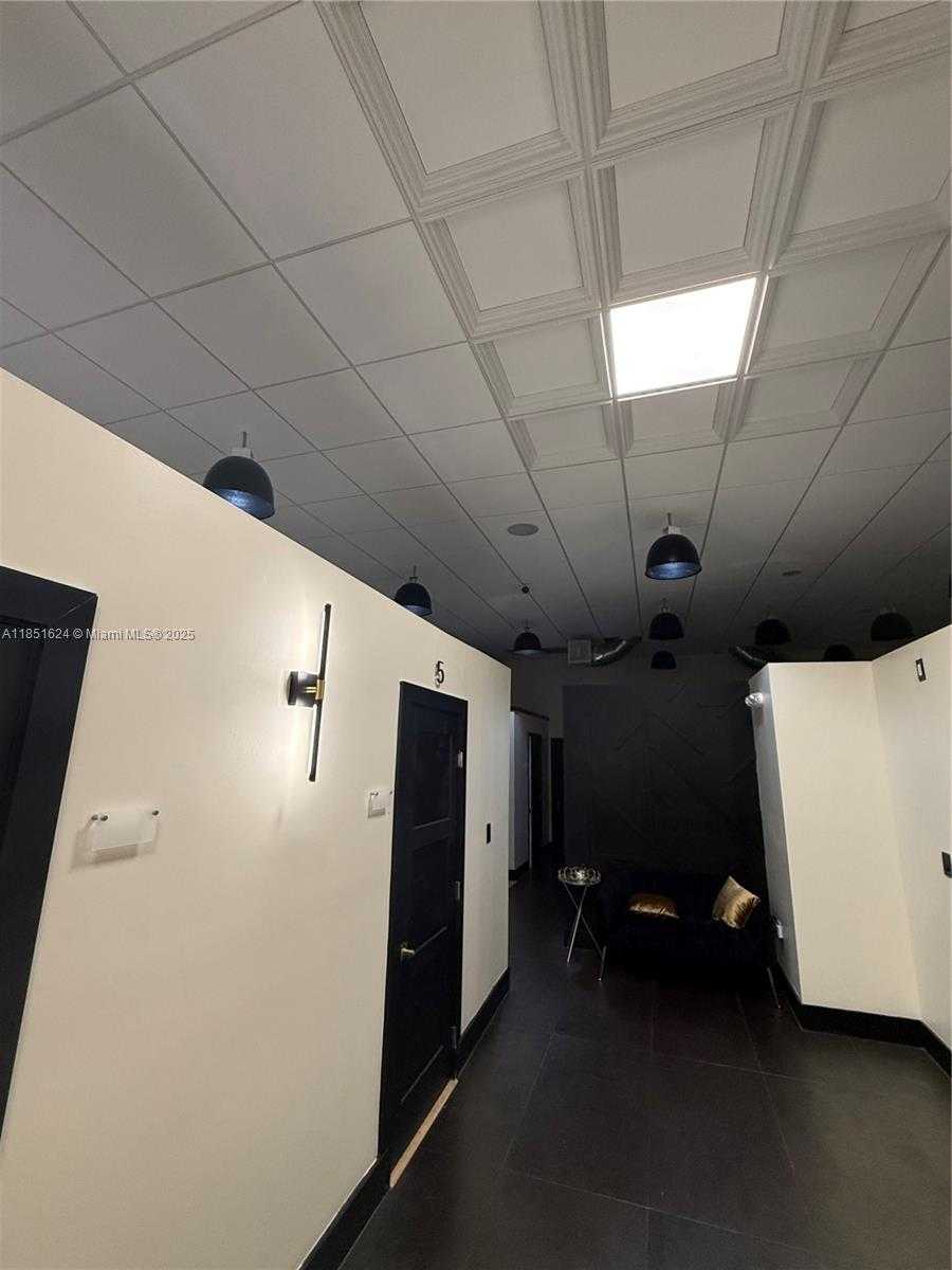 Small Image of 4960 NORTH WEST 165TH ST #B1, Miami Gardens Number 16