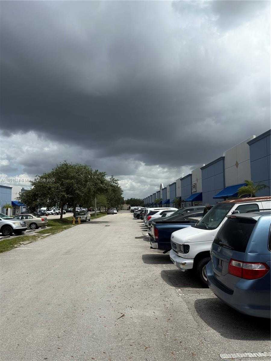 Small Image of 4960 NORTH WEST 165TH ST #B1, Miami Gardens Number 17