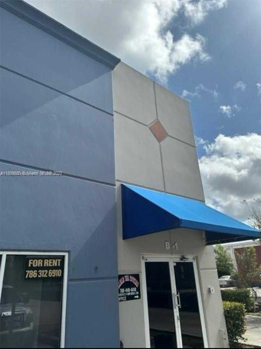 Small Image of 4960 NORTH WEST 165TH ST #B1, Miami Gardens Number 2