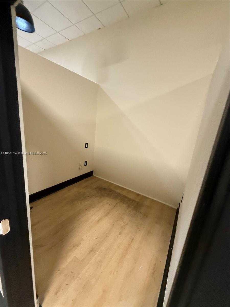 Small Image of 4960 NORTH WEST 165TH ST #B1, Miami Gardens Number 24