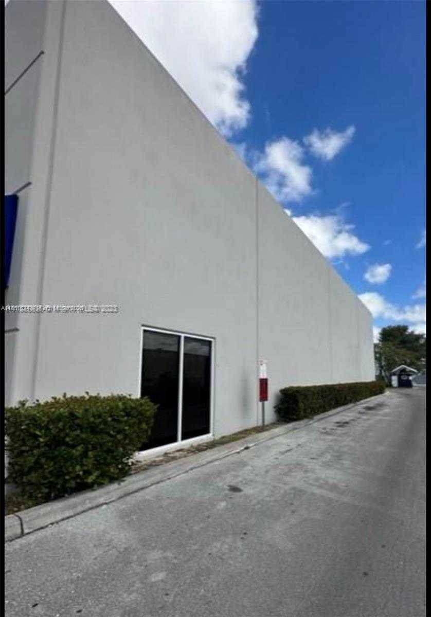 Small Image of 4960 NORTH WEST 165TH ST #B1, Miami Gardens Number 8