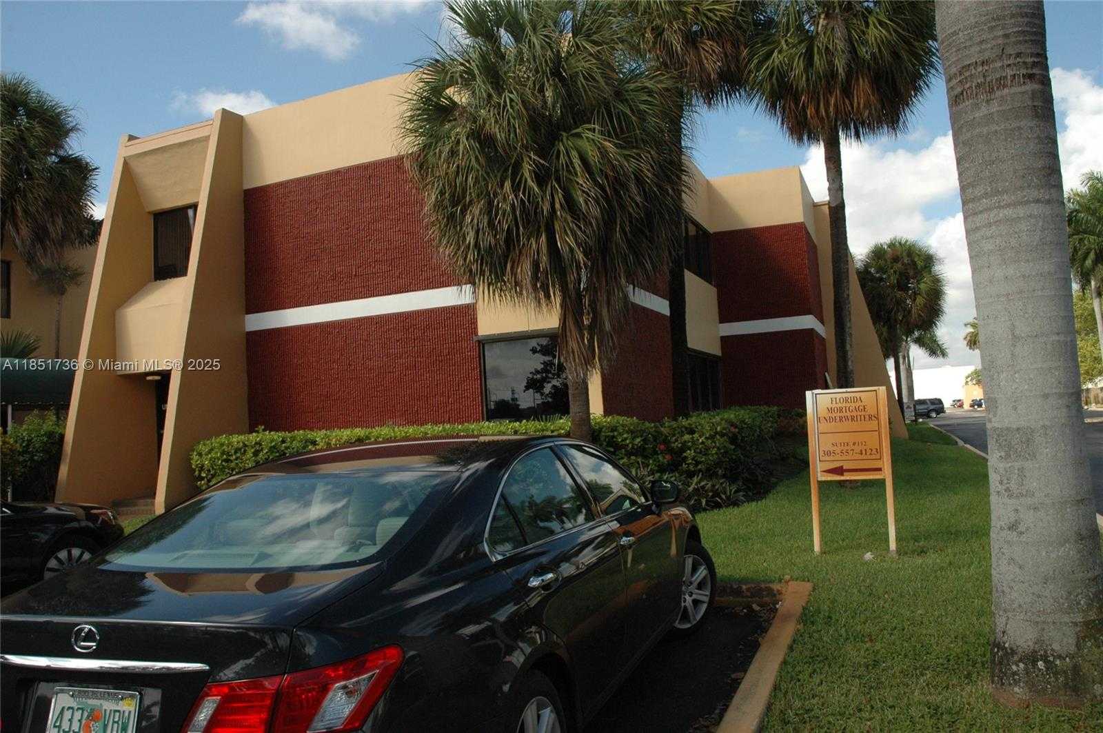 Small Image of 7600 WEST 20TH AVE #108, Hialeah Number 11