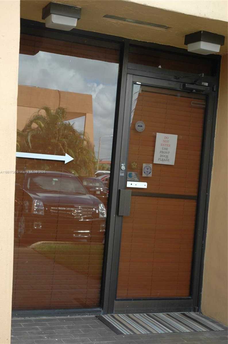 Small Image of 7600 WEST 20TH AVE #108, Hialeah Number 6