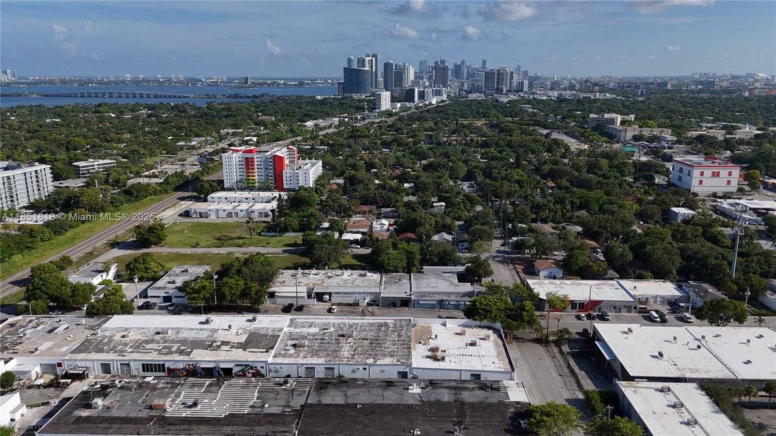 Small Image of 307 NORTH EAST 59TH ST, Miami Number 3