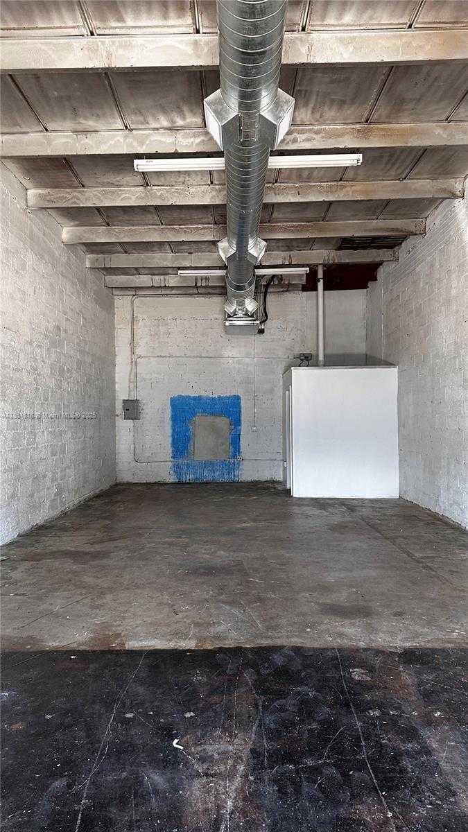 Small Image of 307 NORTH EAST 59TH ST, Miami Number 4