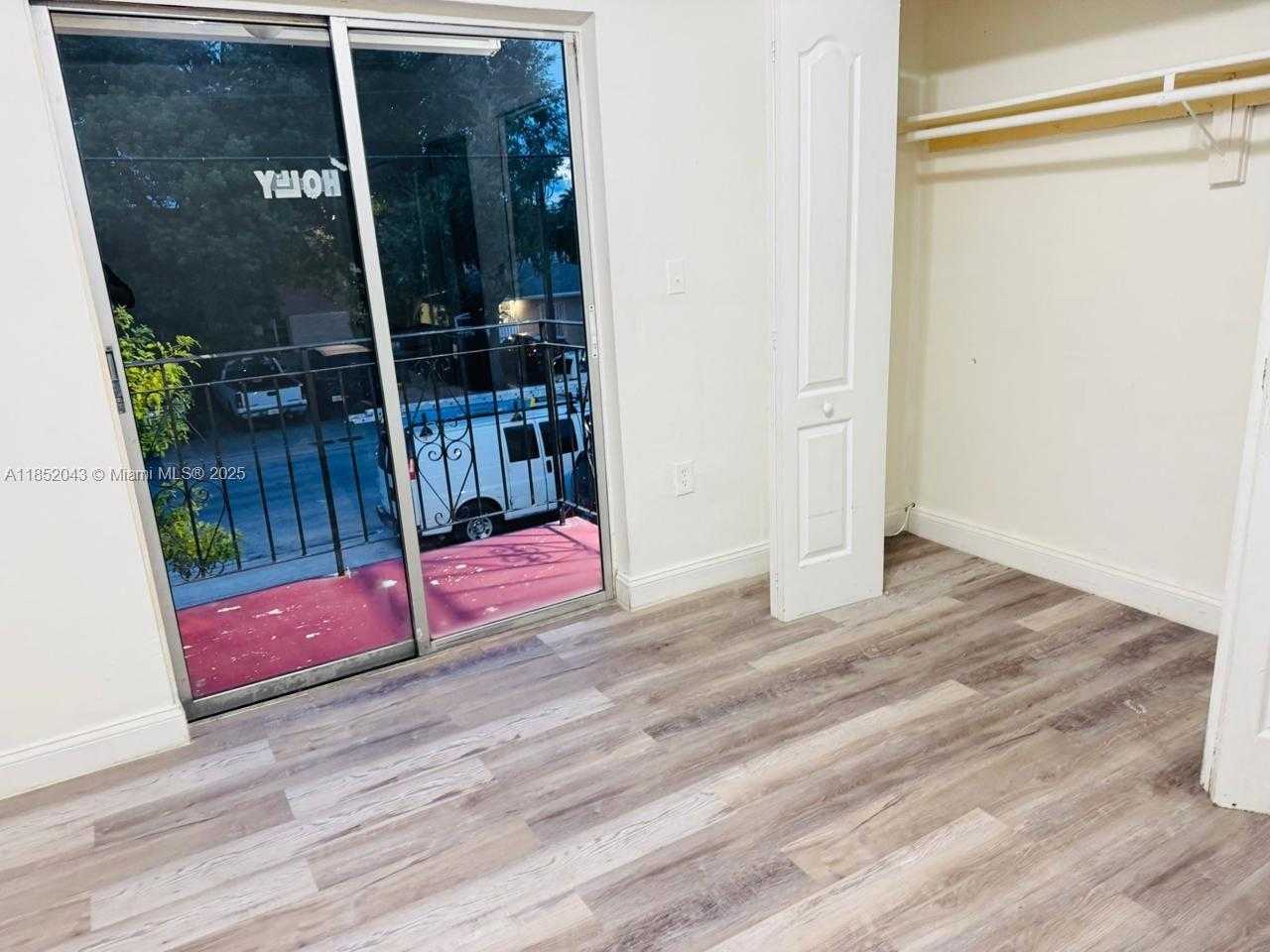 Small Image of 932 NORTH WEST 5TH ST, Miami Number 2