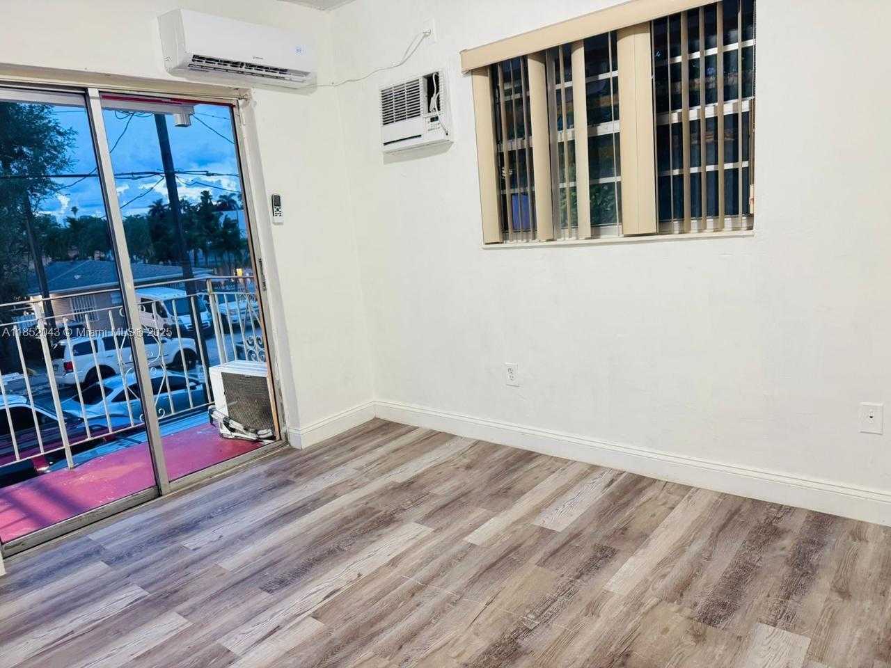 Small Image of 932 NORTH WEST 5TH ST, Miami Number 5