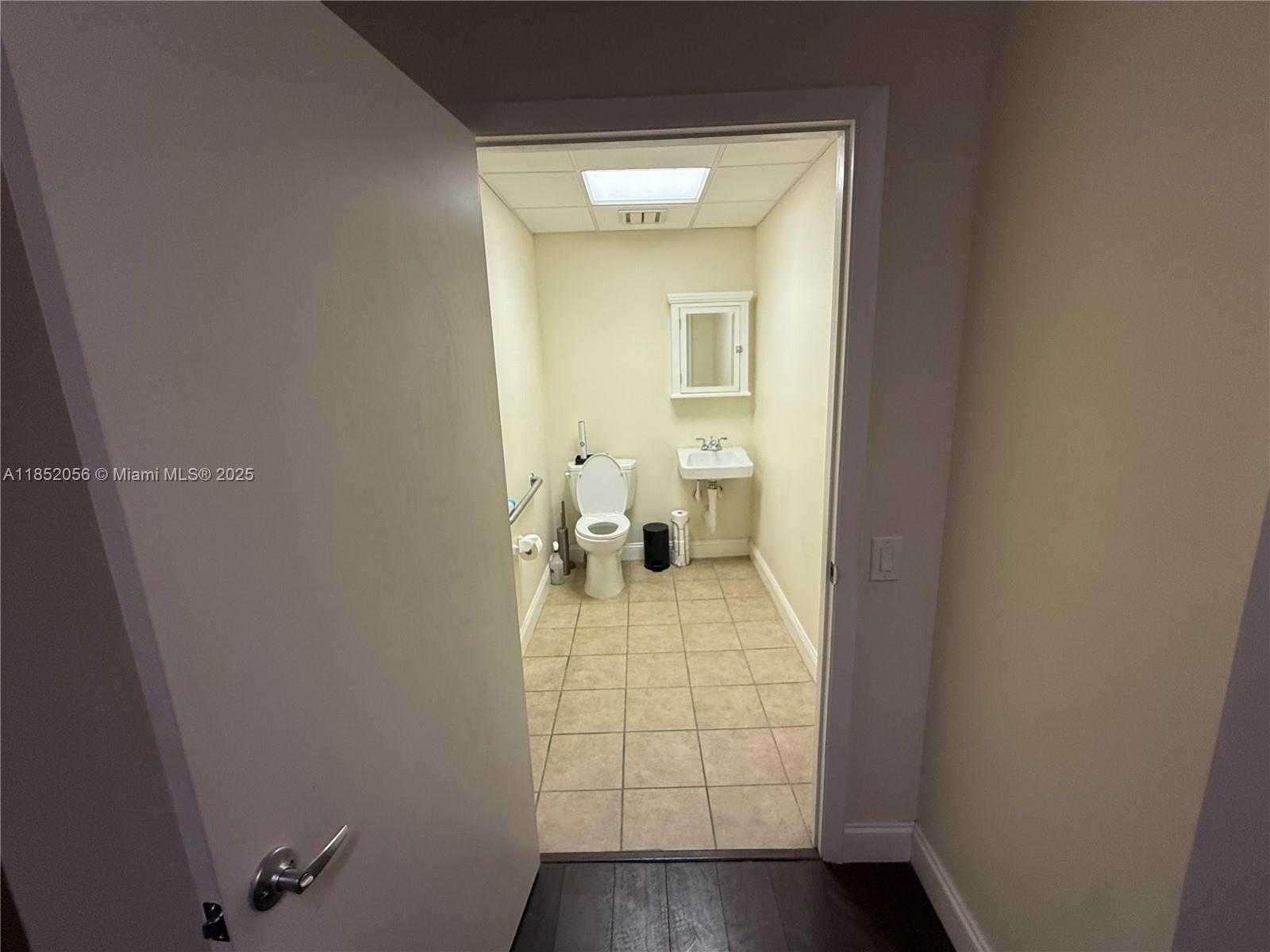 Small Image of 1073 NORTH EAST 125TH ST, North Miami Number 2