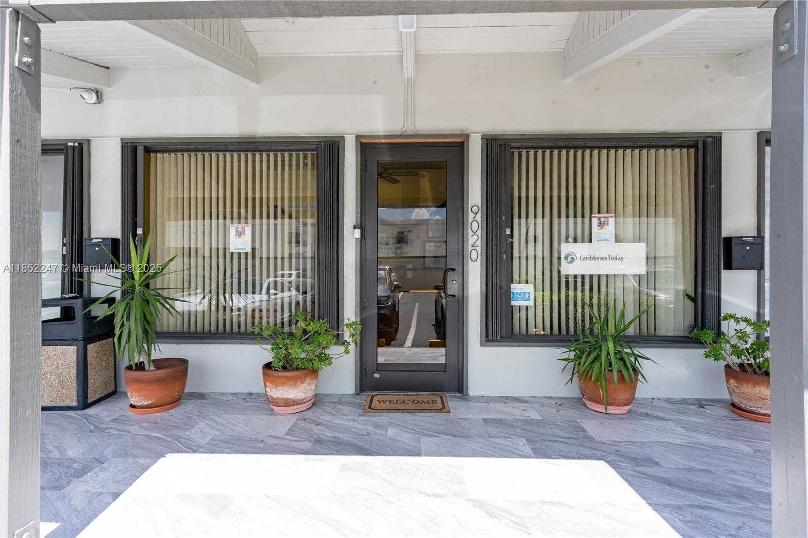 Small Image of 9020 SOUTH WEST 152ND ST, Palmetto Bay Number 2