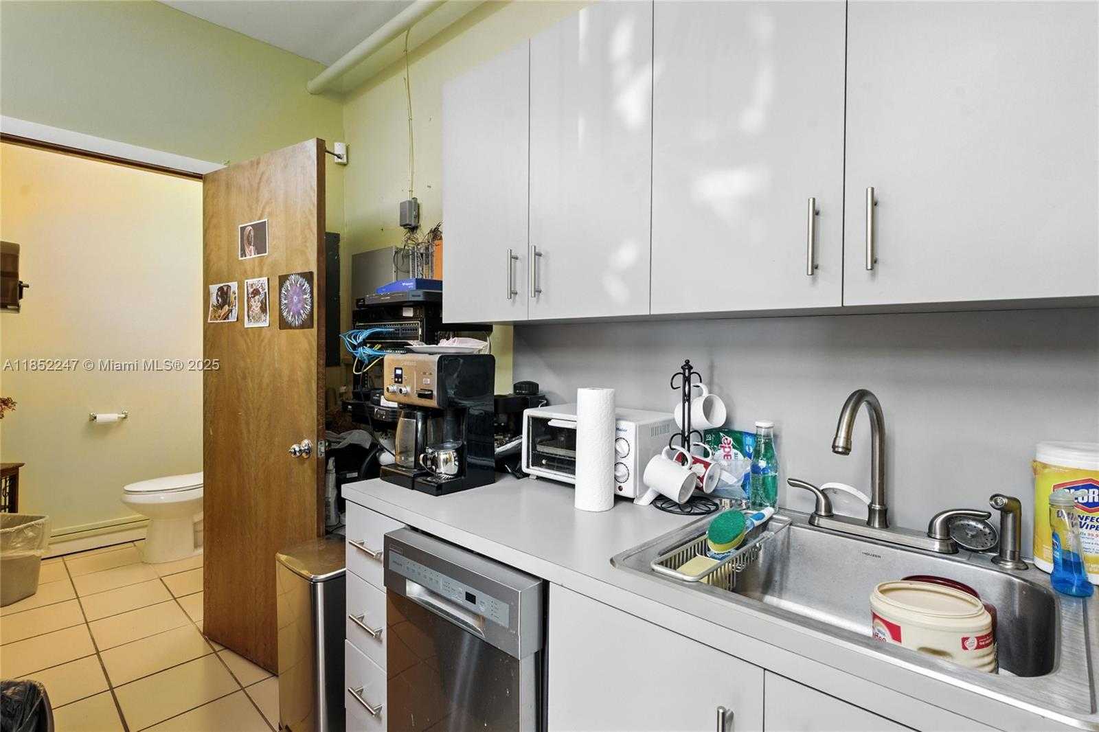 Small Image of 9020 SOUTH WEST 152ND ST, Palmetto Bay Number 9