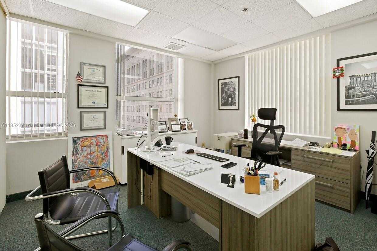 Small Image of 168 SOUTH EAST 1ST ST #9, Miami Number 6