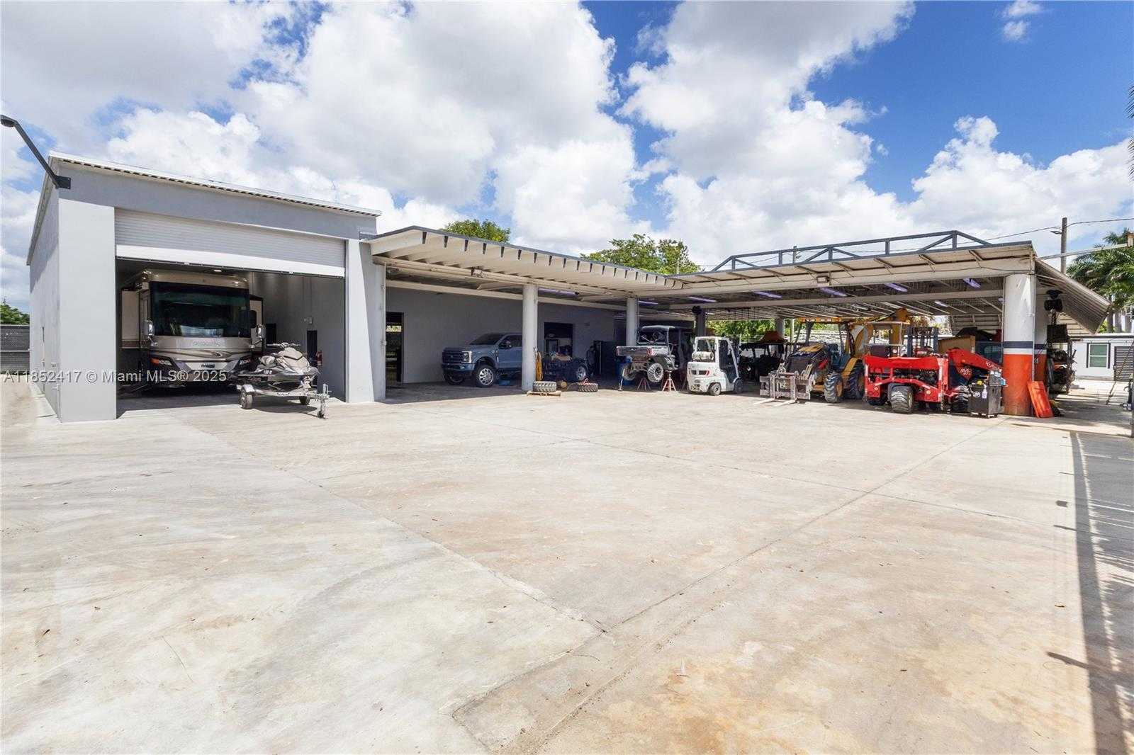 Small Image of 620 SOUTH FLAGLER AVE, Homestead Number 20