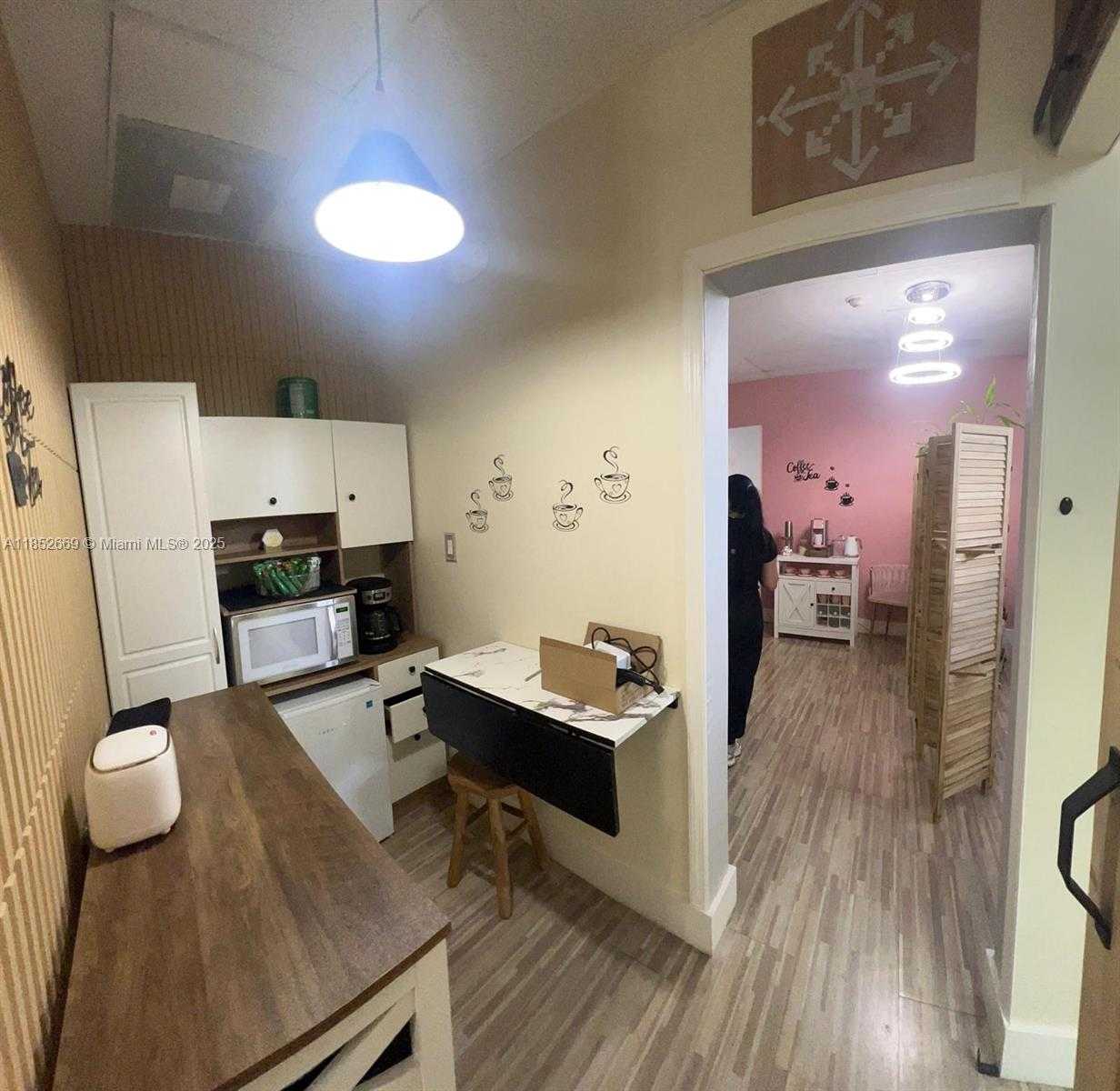 Small Image of 6405 NORTH WEST 36TH ST, Virginia Gardens Number 12