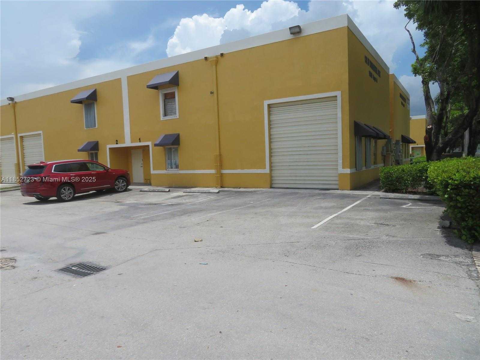 Small Image of 10860 NORTH WEST 138TH ST #C-1, Hialeah Gardens Number 2