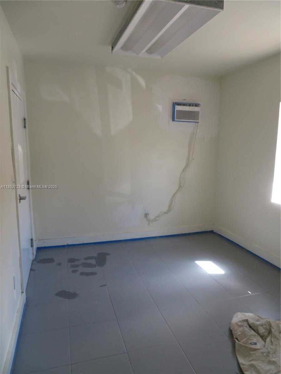 Small Image of 10860 NORTH WEST 138TH ST #C-1, Hialeah Gardens Number 3
