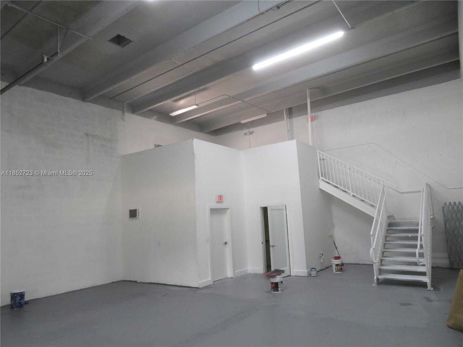 Small Image of 10860 NORTH WEST 138TH ST #C-1, Hialeah Gardens Number 5