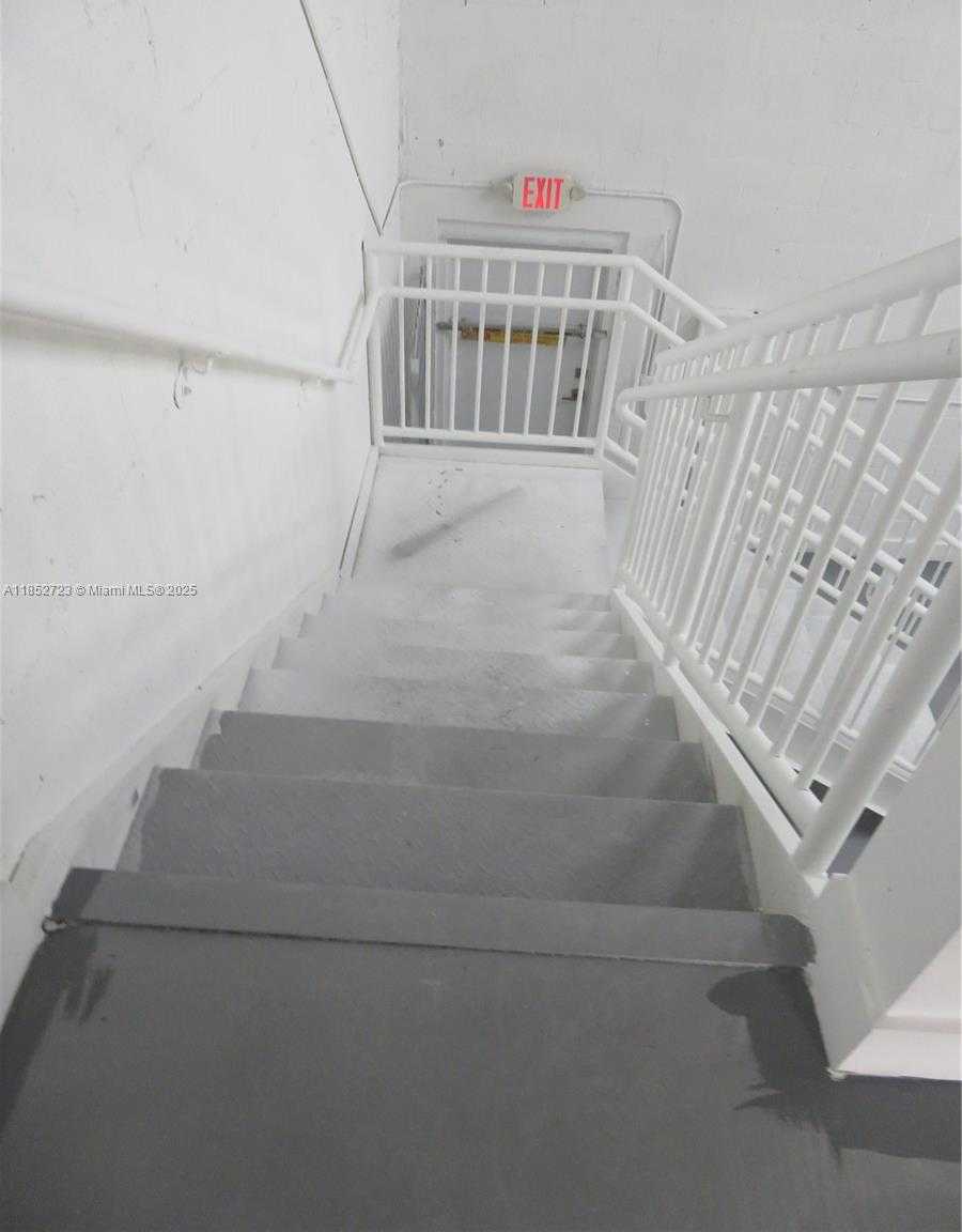 Small Image of 10860 NORTH WEST 138TH ST #C-1, Hialeah Gardens Number 9