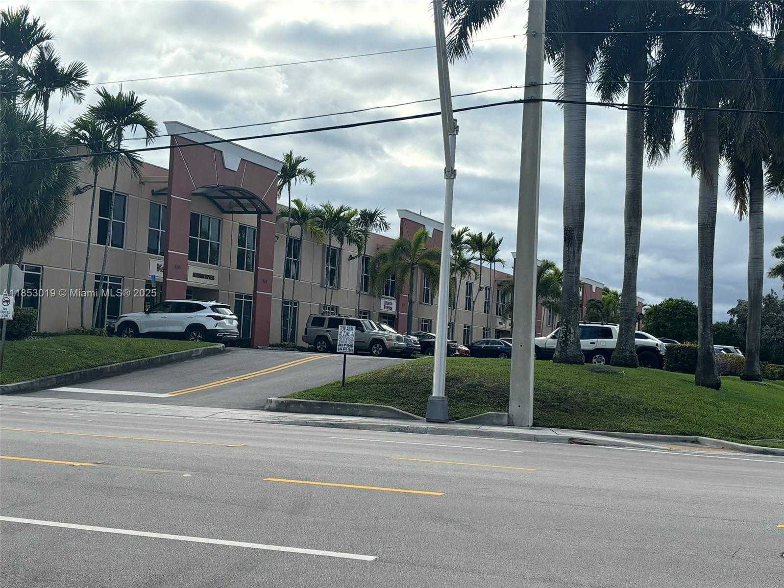 Small Image of 8212 NORTH WEST 30TH TER, Doral Number 11