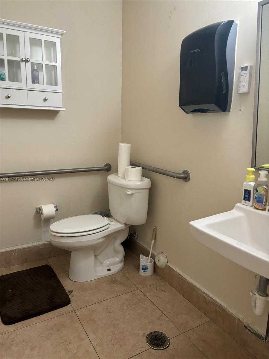 Small Image of 8212 NORTH WEST 30TH TER, Doral Number 8